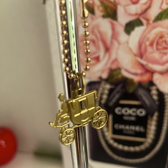 Coach Vintage Horse & Carriage Brass Charm Hang Tag - Picture 8 of 8